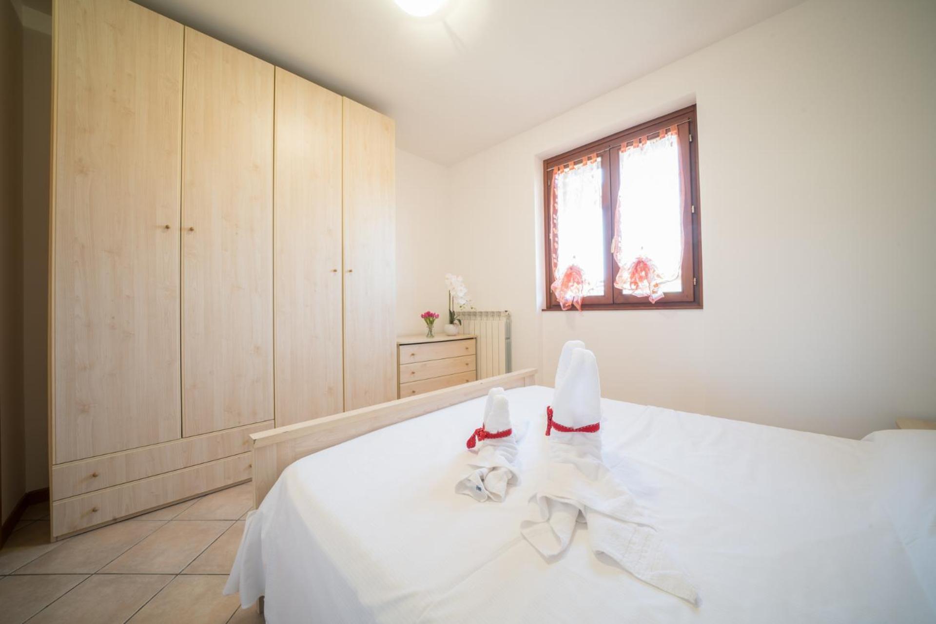 Gardappartamenti - Cascinale With Terrace Desenzano del Garda Exterior foto